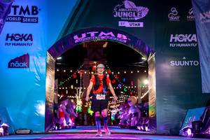 BIB: 5395
                            <button type="button" onclick="openModal(24875185)" class="btn btn-primary btn-sm float-right btn-popup" data-toggle="modal" data-target=".modal-high-quality">
                        <i class="fas fa-shopping-cart"></i> Add to Cart
                    </button>
                                            <button type="button" onclick="isThisMe(24875185, true)" class="btn btn-success btn-sm float-right btn-popup btn-isme hidden" data-toggle="tooltip" data-placement="bottom" title="นี่คือรูปของคุณใช่ไหม คลิกที่นี่เพื่อเอาเข้าอัลบั้ม">
                        <i class="fas fa-plus"></i> Add to album
                    </button>
                    <button type="button" onclick="isThisMe(24875185, false)" class="btn btn-warning btn-sm float-right btn-popup btn-isnotme hidden">
                        <i class="fas fa-ban"></i> Remove from album
                    </button>